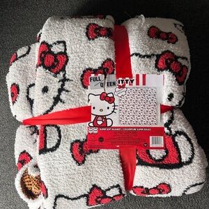 Hello Kitty Super Soft Blanket Queen Size